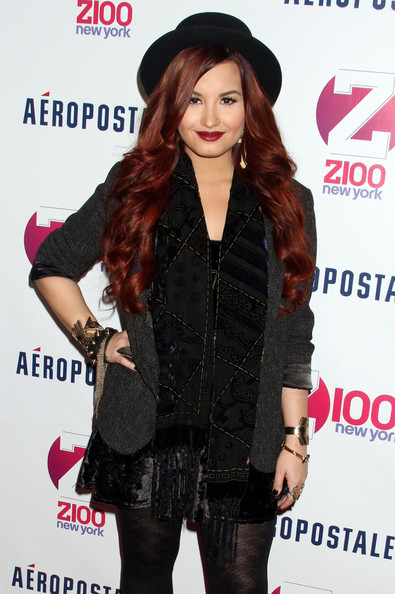 demi lovato red ombre