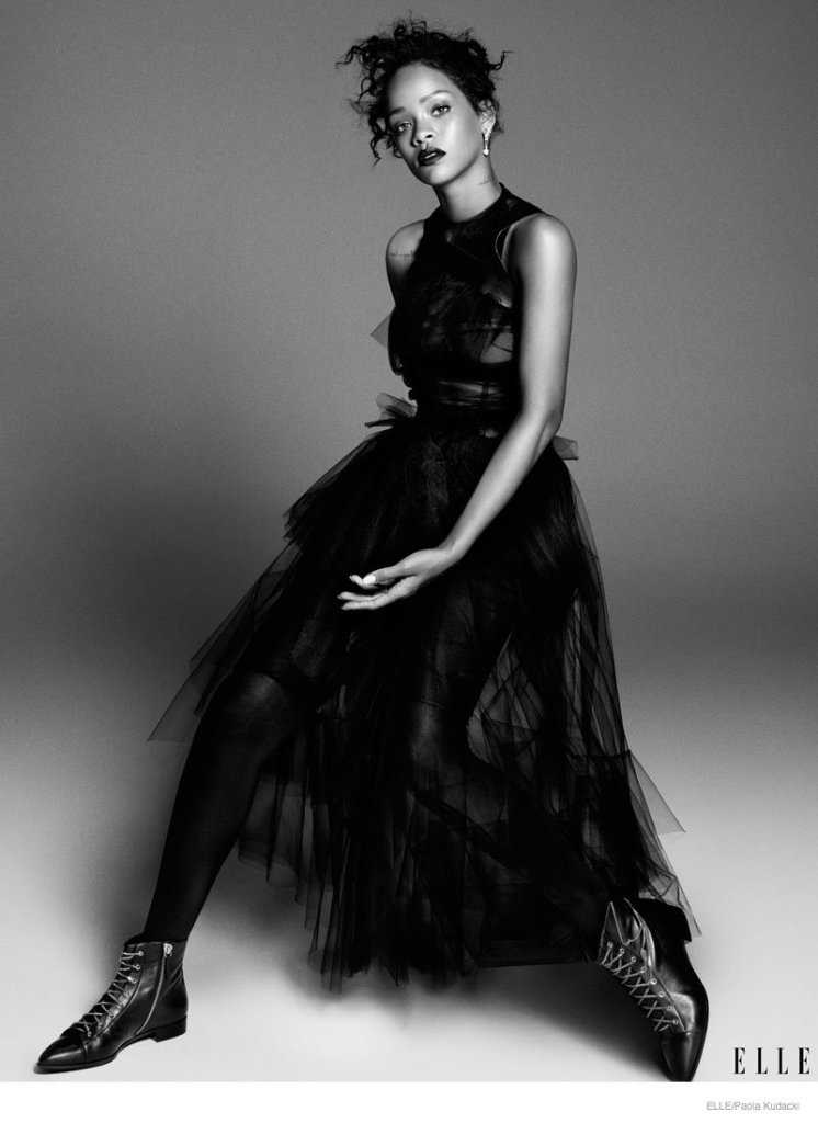 Rihanna Shows Off Her Modeling Side In Elle December 2014 Issue