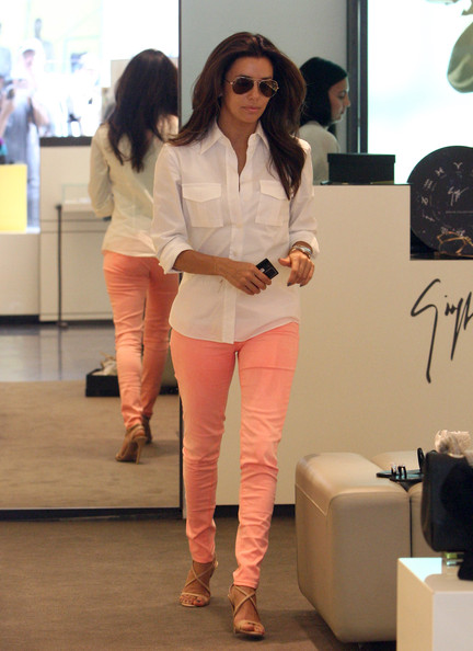 Celebrity Style – Eva Longoria Wears Sherbet Colored Skinny Jeans ...