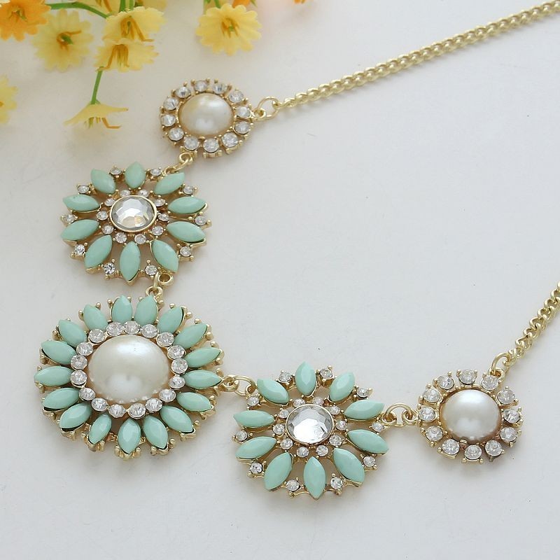 Fashion Trend Seeker Shop – Mint Green Floral Necklace With Earrings ...