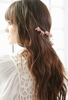 Hair Trend Alert – Backwards Hair Accessories – Fashion Trend Seeker